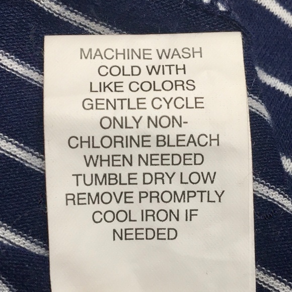 Mudd Relaxed Every Day Tee Sz M Navy Blue Striped - Picture 8 of 8